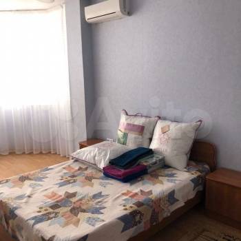 Сдается 2-х комнатная квартира, 65 м²