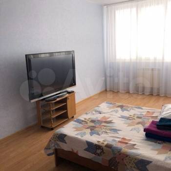 Сдается 2-х комнатная квартира, 65 м²