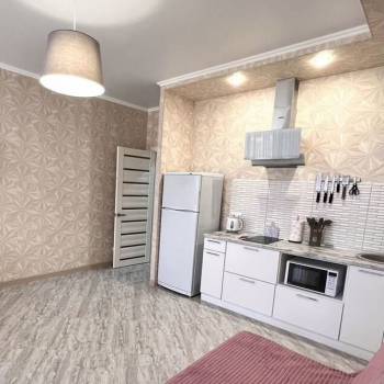 Сдается 1-комнатная квартира, 60 м²