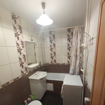 Продается 1-комнатная квартира, 37 м²