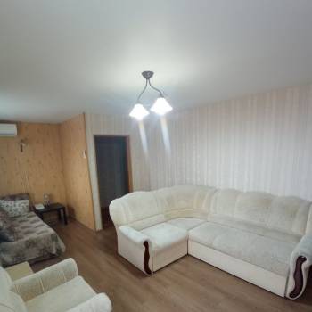 Продается 1-комнатная квартира, 37 м²