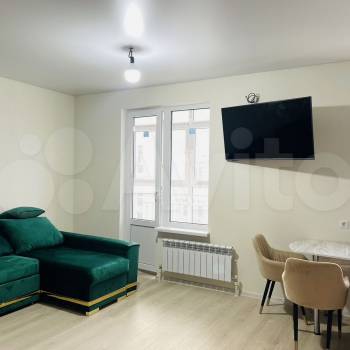 Сдается 1-комнатная квартира, 50 м²