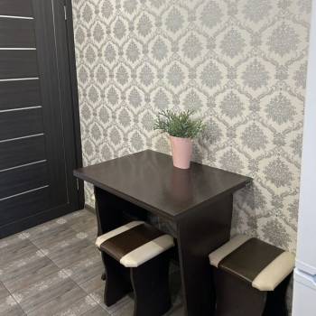 Сдается 1-комнатная квартира, 340 м²