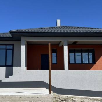 Продается Дом, 204 м²