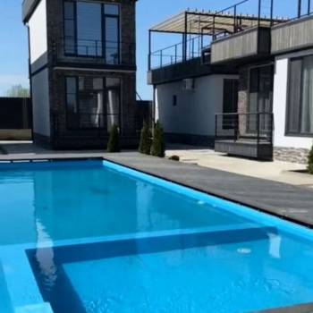 Продается 1-комнатная квартира, 52 м²