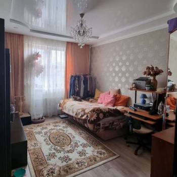 Продается 1-комнатная квартира, 35 м²