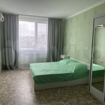 Сдается 1-комнатная квартира, 40 м²