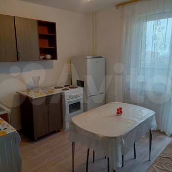 Сдается 1-комнатная квартира, 41 м²