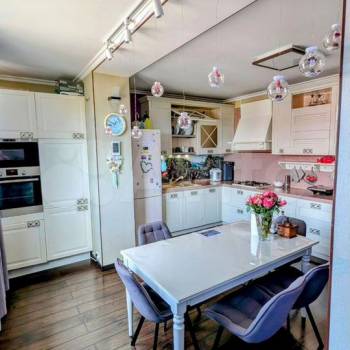 Продается Многокомнатная квартира, 144 м²