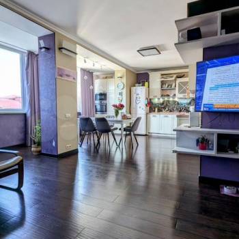 Продается Многокомнатная квартира, 144 м²