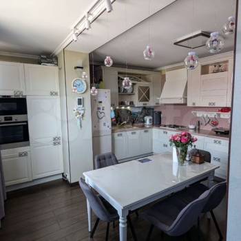 Продается Многокомнатная квартира, 144 м²