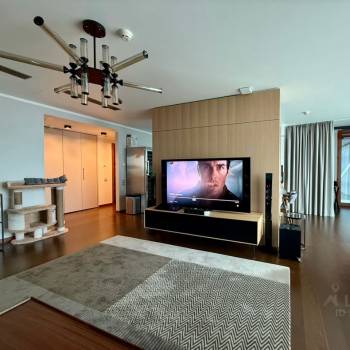 Продается 3-х комнатная квартира, 105,3 м²