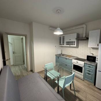 Сдается 1-комнатная квартира, 39 м²