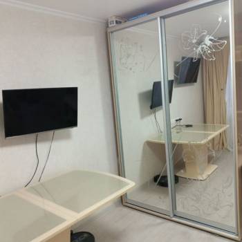 Продается 1-комнатная квартира, 45 м²