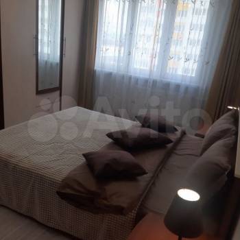 Сдается 1-комнатная квартира, 39 м²