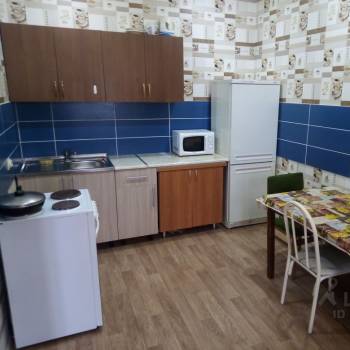 Сдается 1-комнатная квартира, 38 м²