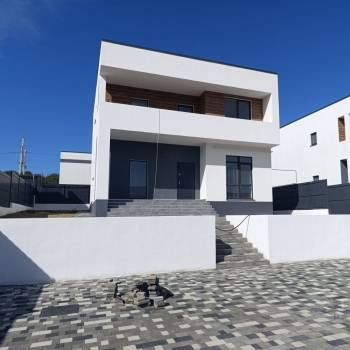 Продается Дом, 172,8 м²