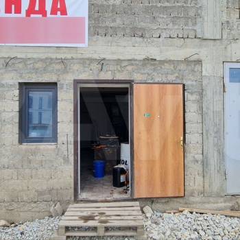 Продается Нежилое помещение, 178 м²