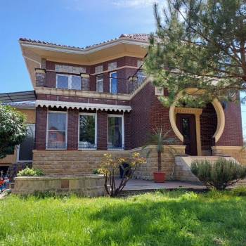 Продается Дом, 253 м²