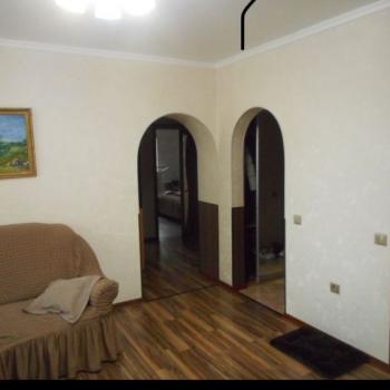 Продается 2-х комнатная квартира, 77 м²