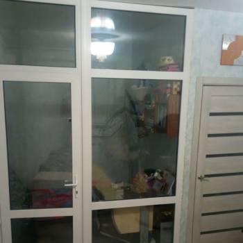 Продается 1-комнатная квартира, 37 м²