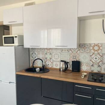 Сдается 1-комнатная квартира, 42 м²