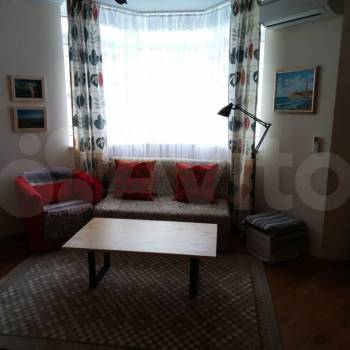 Сдается 1-комнатная квартира, 50 м²