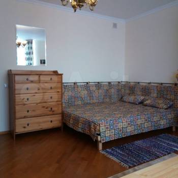 Сдается 1-комнатная квартира, 50 м²