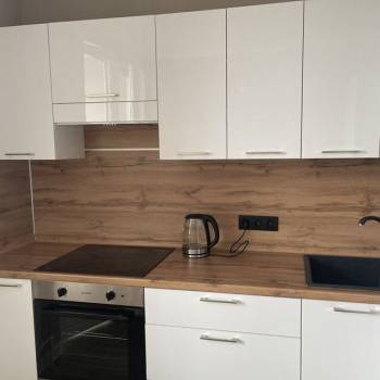 Сдается 1-комнатная квартира, 39 м²