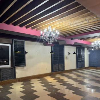 Сдается Нежилое помещение, 140 м²