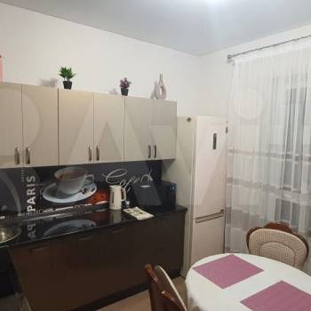 Сдается 1-комнатная квартира, 45,5 м²