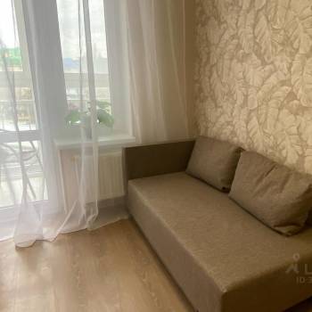 Сдается 1-комнатная квартира, 42 м²