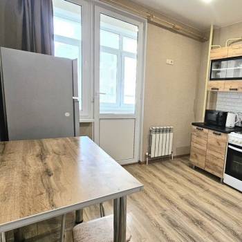 Сдается 1-комнатная квартира, 37 м²