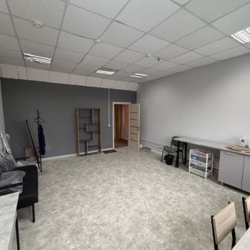 Сдается Нежилое помещение, 80 м²