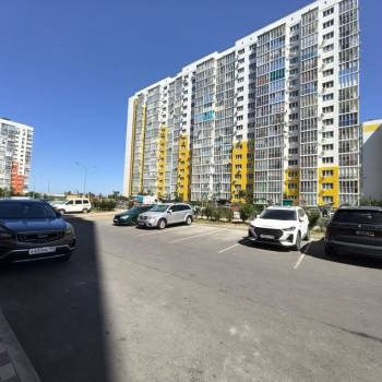 Продается 1-комнатная квартира, 38 м²