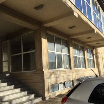 Сдается Нежилое помещение, 180 м²