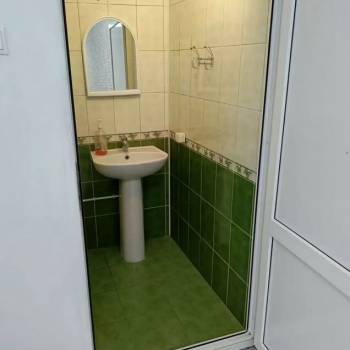 Сдается Нежилое помещение, 180 м²