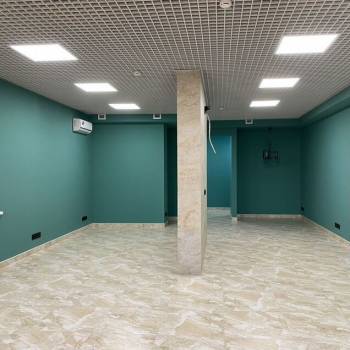 Сдается Нежилое помещение, 76 м²