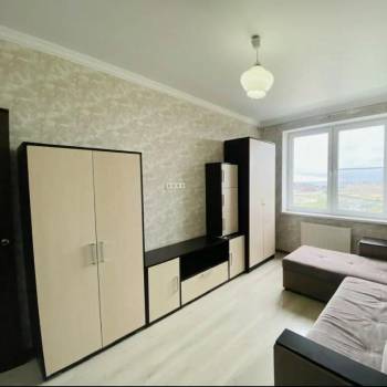 Сдается 1-комнатная квартира, 37 м²