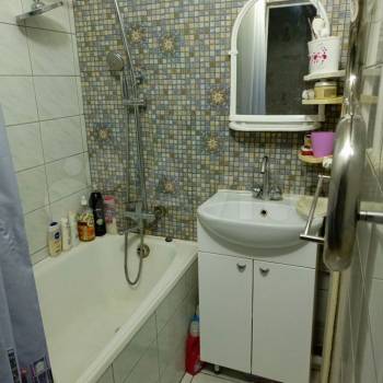 Продается 3-х комнатная квартира, 53 м²