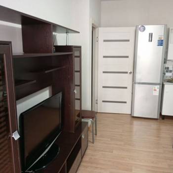 Продается 1-комнатная квартира, 39 м²