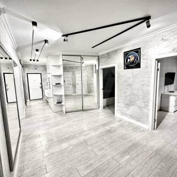 Продается Многокомнатная квартира, 130 м²