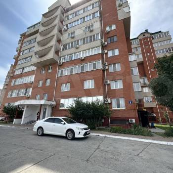 Продается Многокомнатная квартира, 130 м²