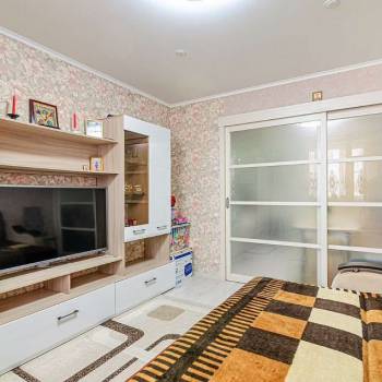 Продается 1-комнатная квартира, 34 м²