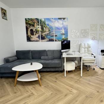 Продается 1-комнатная квартира, 47,4 м²