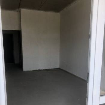 Продается 1-комнатная квартира, 53 м²