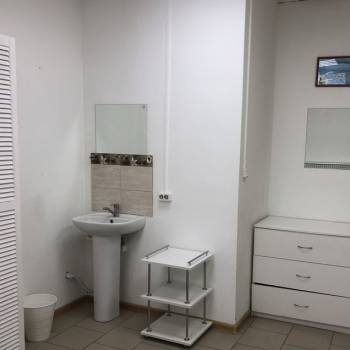 Сдается Нежилое помещение, 16 м²