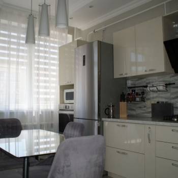 Продается 2-х комнатная квартира, 60 м²