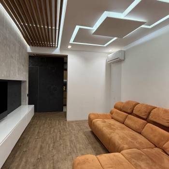 Сдается Многокомнатная квартира, 90 м²