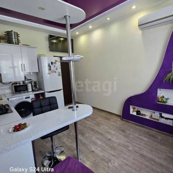 Продается 1-комнатная квартира, 40 м²